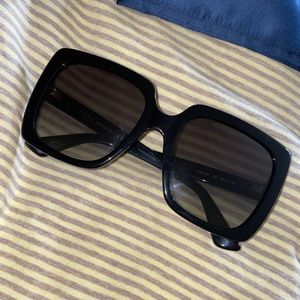 Authentic Gucci Sunglasses, GG0418S